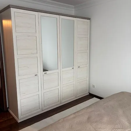 Appartement Single Apartment, Centrally Located, Renovated And Modernized