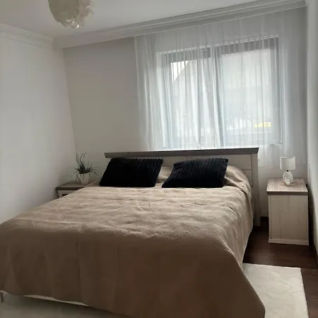 Single Apartment, Centrally Located, Renovated And Modernized *